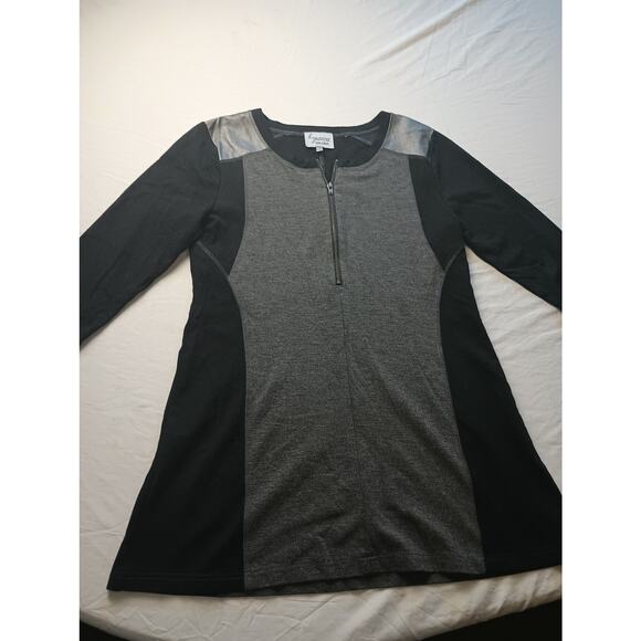 Lynn Ritchie Women's Gray Black Long sleeve Zip Top Size Small *flawed* - Picture 1 of 5